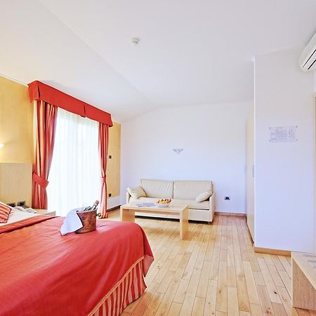 Bed and Breakfast Vilola Zambratija  Zewnętrze zdjęcie
