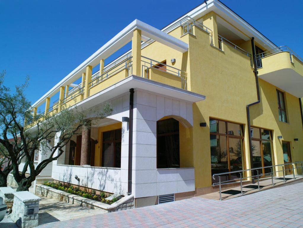 Bed and Breakfast Vilola Zambratija  Zewnętrze zdjęcie