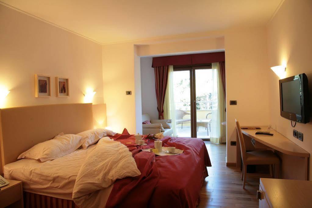 Bed and Breakfast Vilola Zambratija  Zewnętrze zdjęcie
